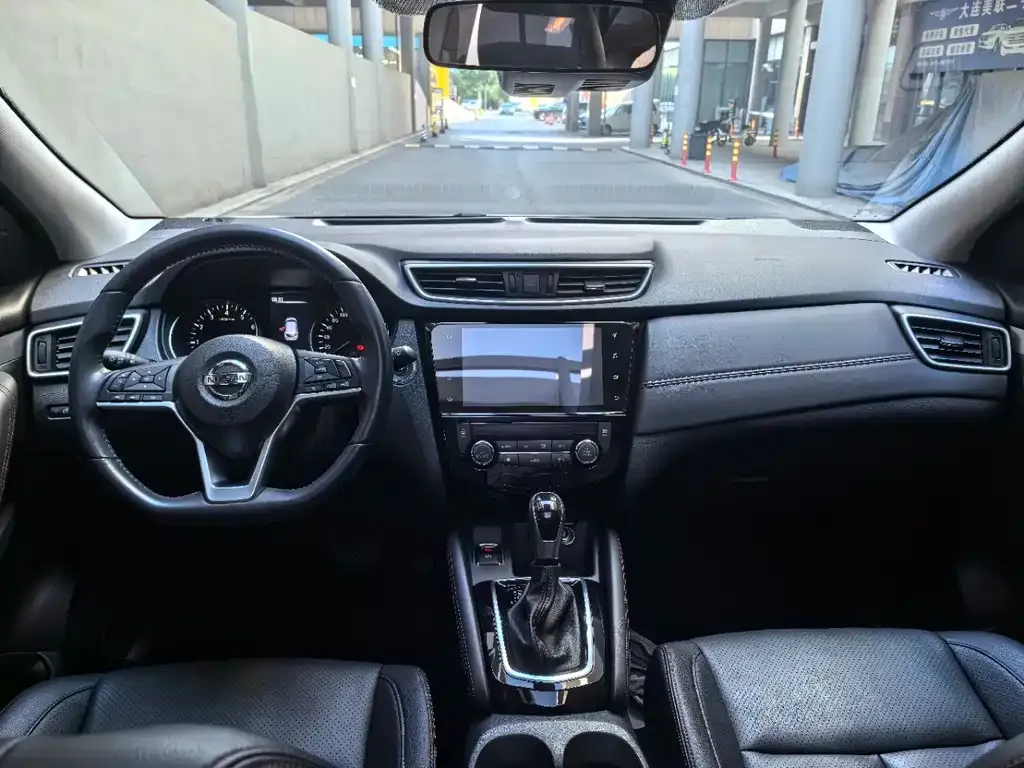 Nissan Qashqai — фото 2