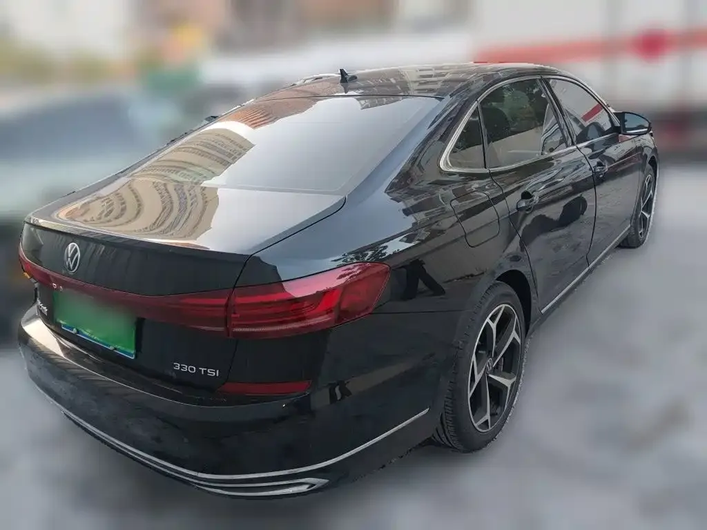 Volkswagen Passat — фото 3
