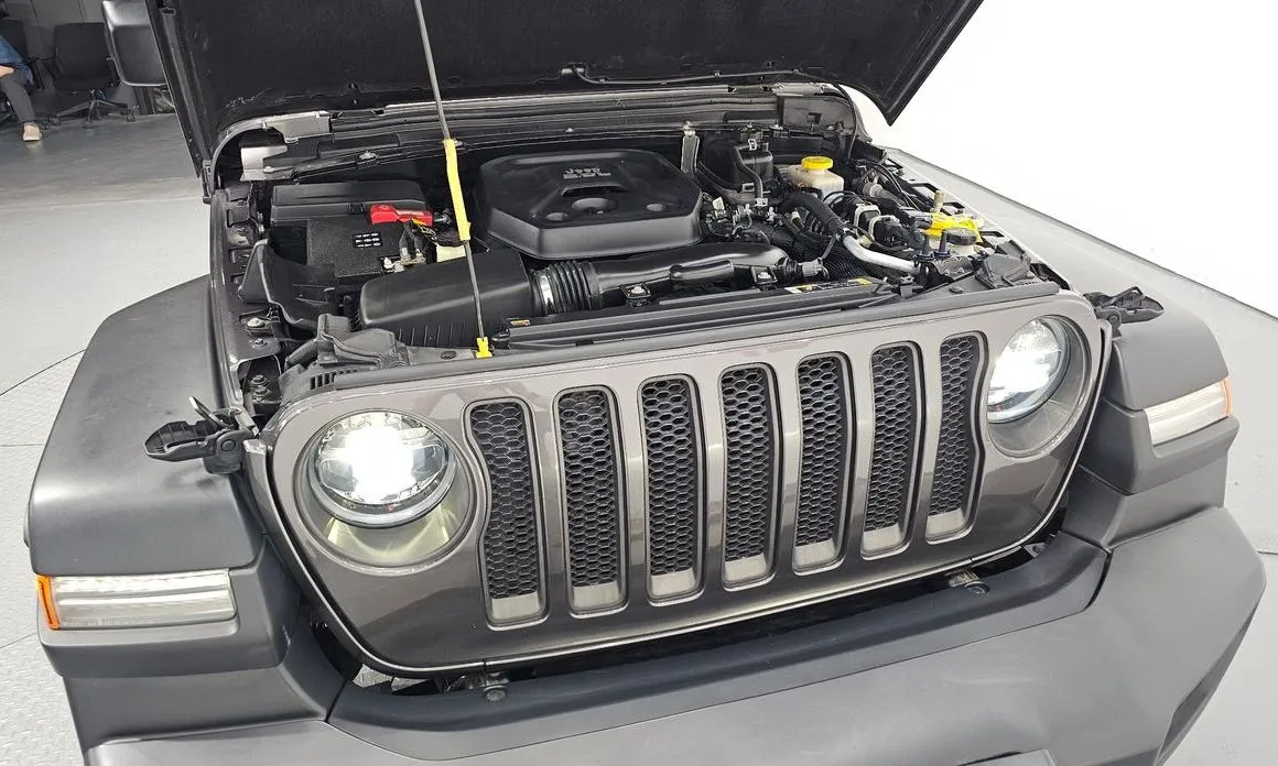 Jeep Wrangler — фото 5