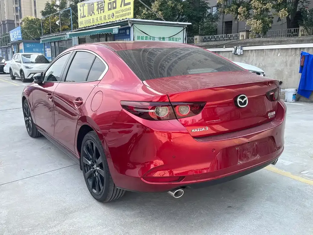 Mazda 3 Axela — фото 10