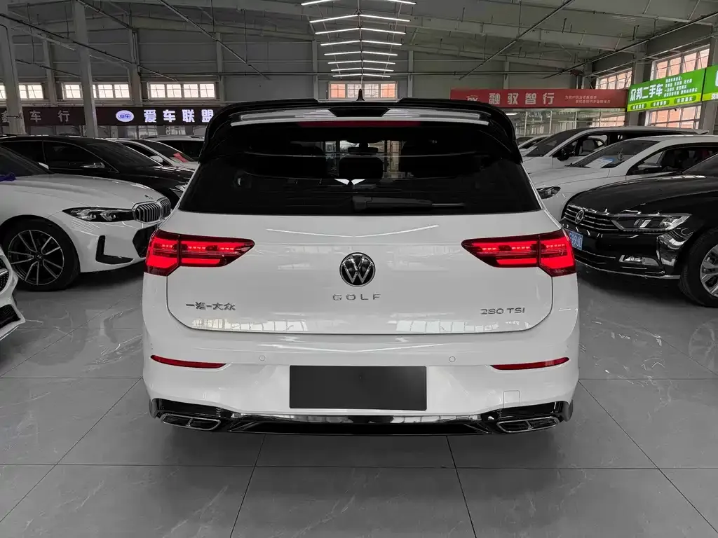 Volkswagen Golf — фото 4