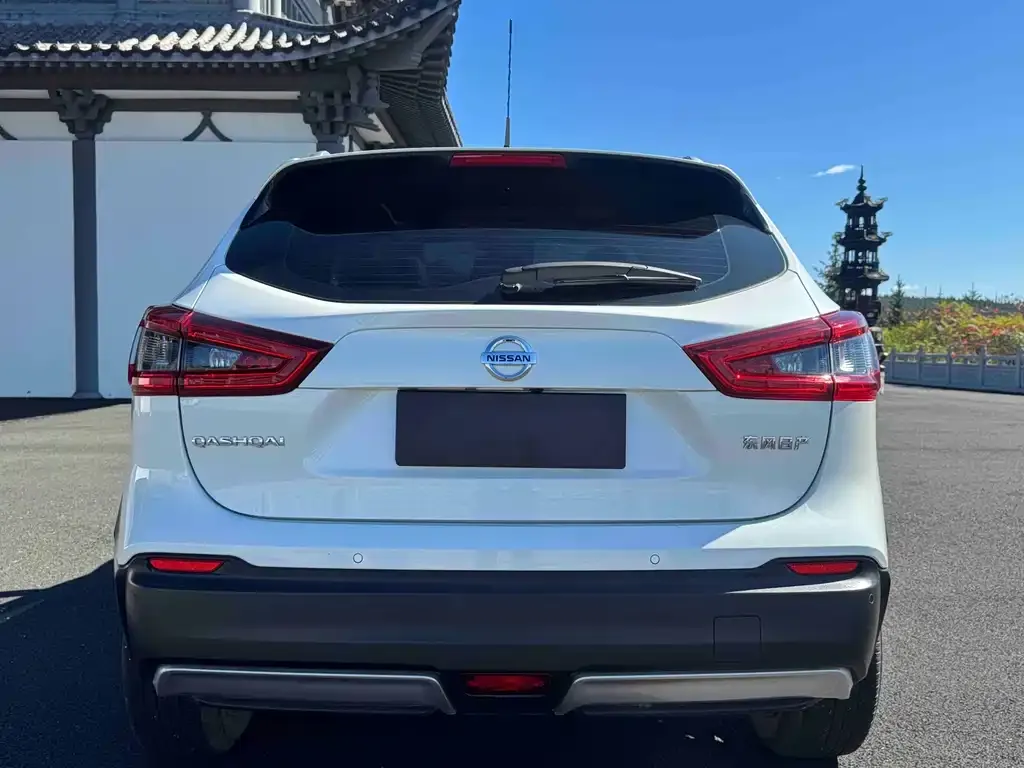 Nissan Qashqai — фото 6
