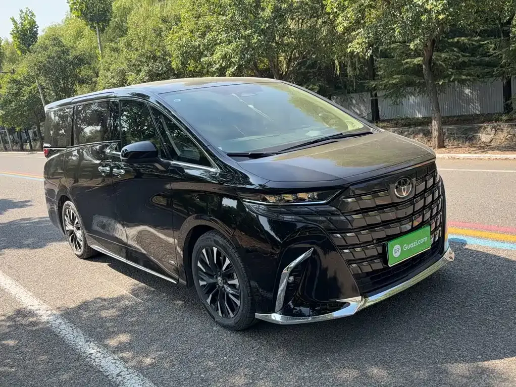 Toyota Alphard — фото 6
