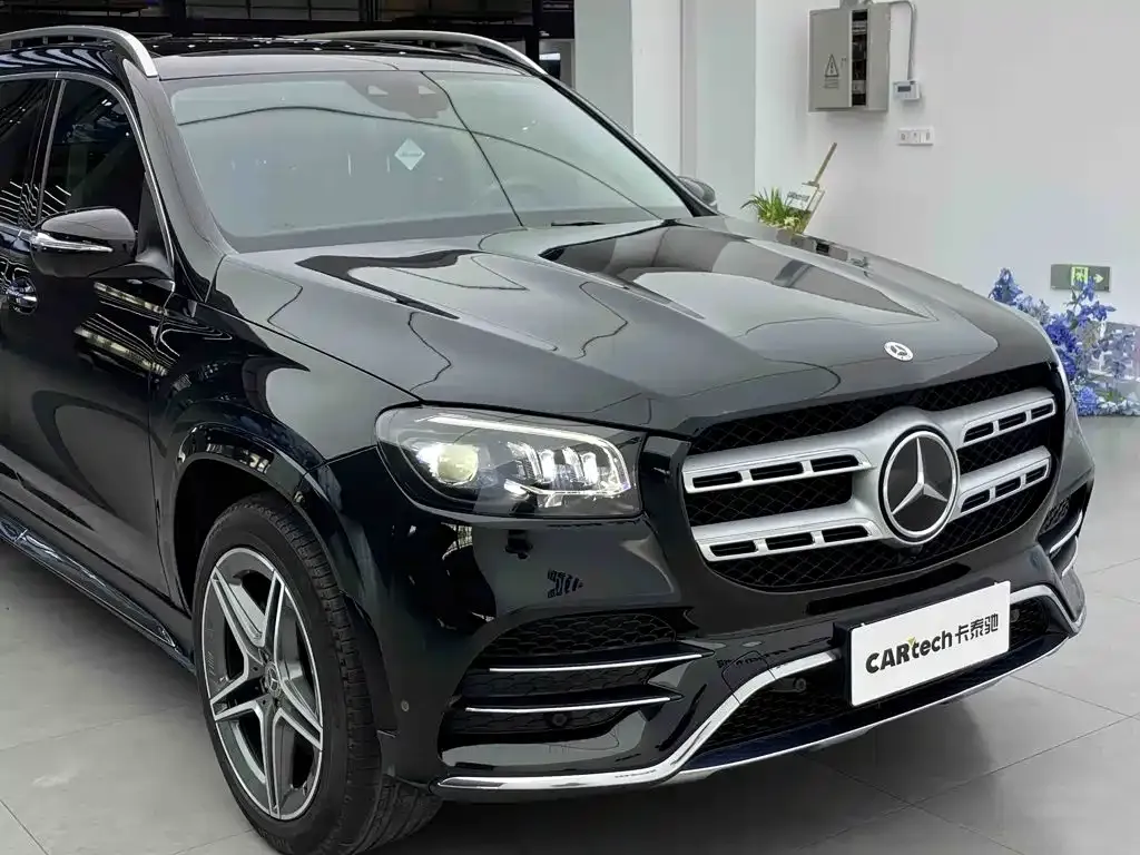 Mercedes-Benz GLS — фото 6