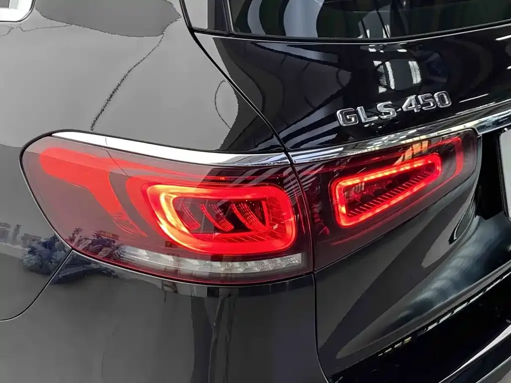 Mercedes-Benz GLS — фото 8
