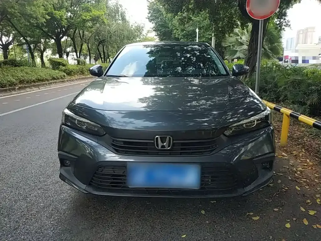 Honda Civic — фото 7
