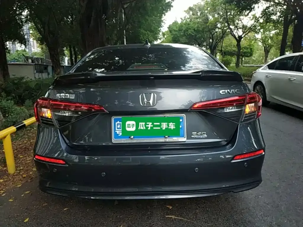 Honda Civic — фото 3