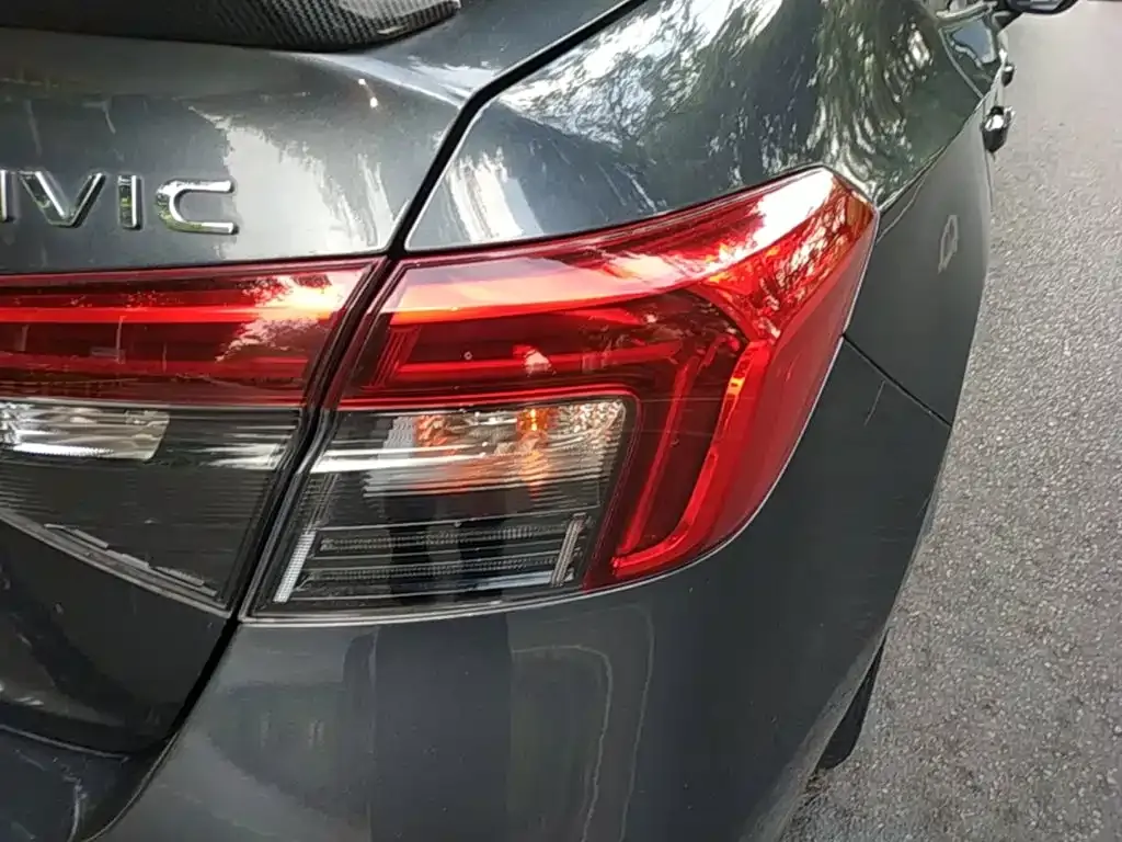Honda Civic — фото 5