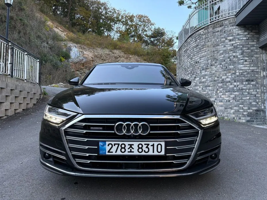 Audi A8 — фото 6