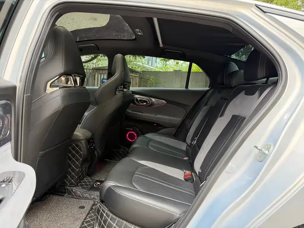 GAC Motor Shadow Leopard — фото 4