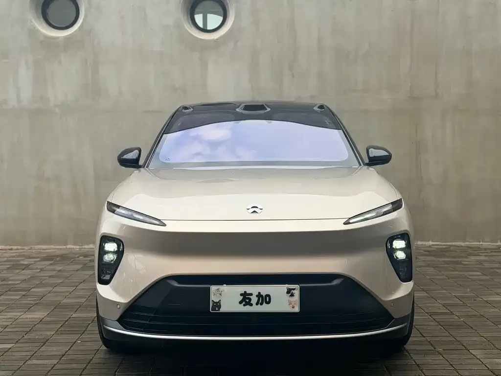 NIO ES8 — фото 3