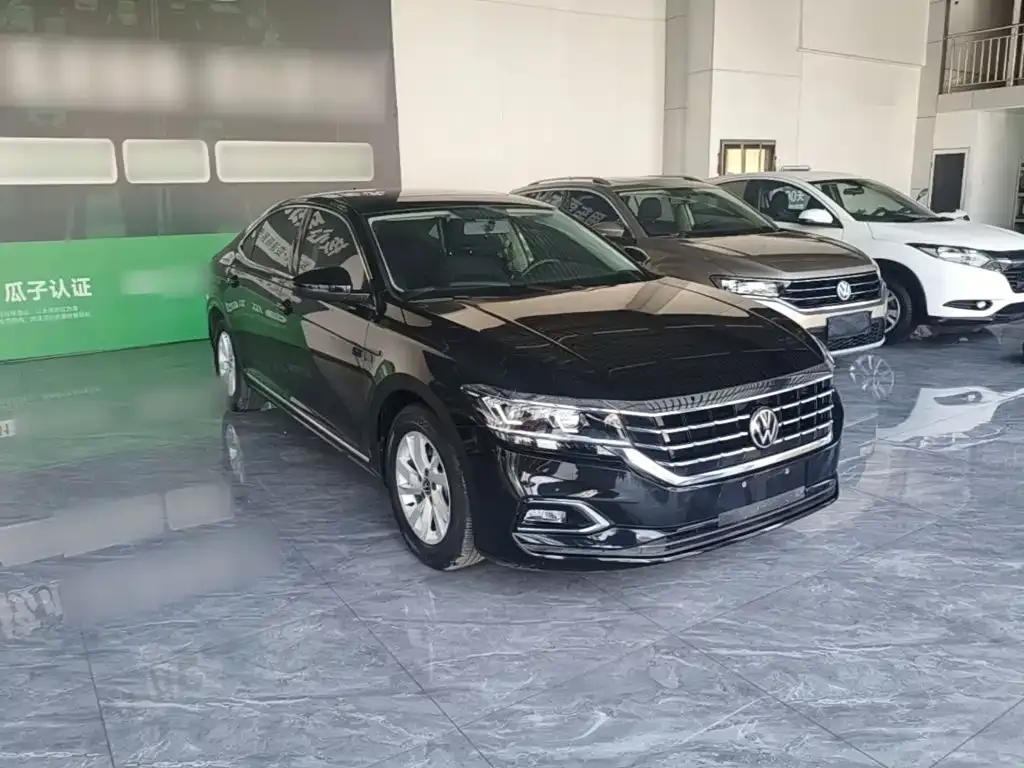 Volkswagen Passat — фото 7