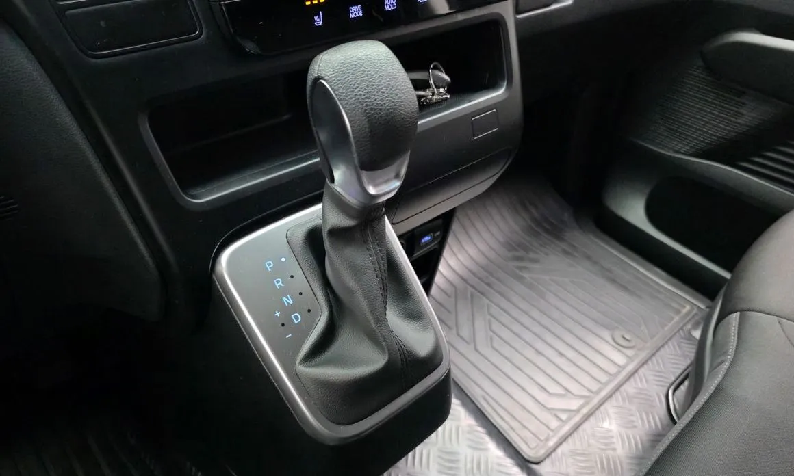 Hyundai Staria — фото 6