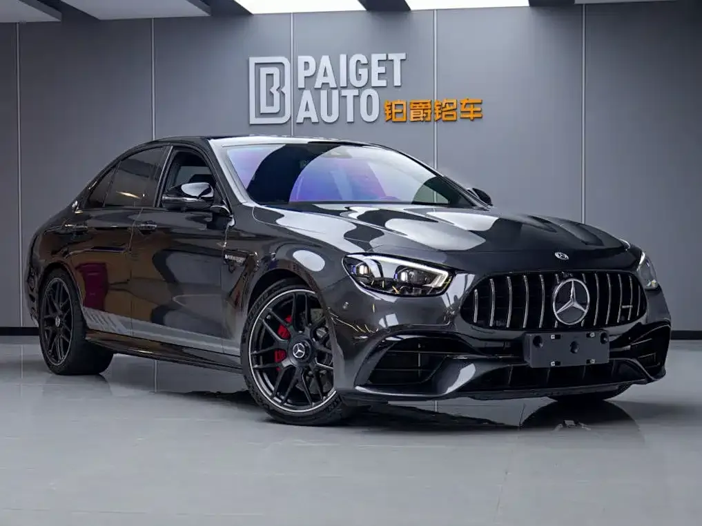Mercedes-Benz E-Class AMG — фото 8