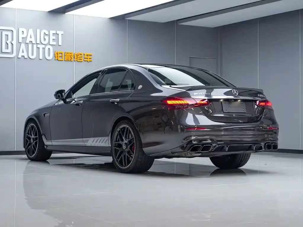 Mercedes-Benz E-Class AMG — фото 2