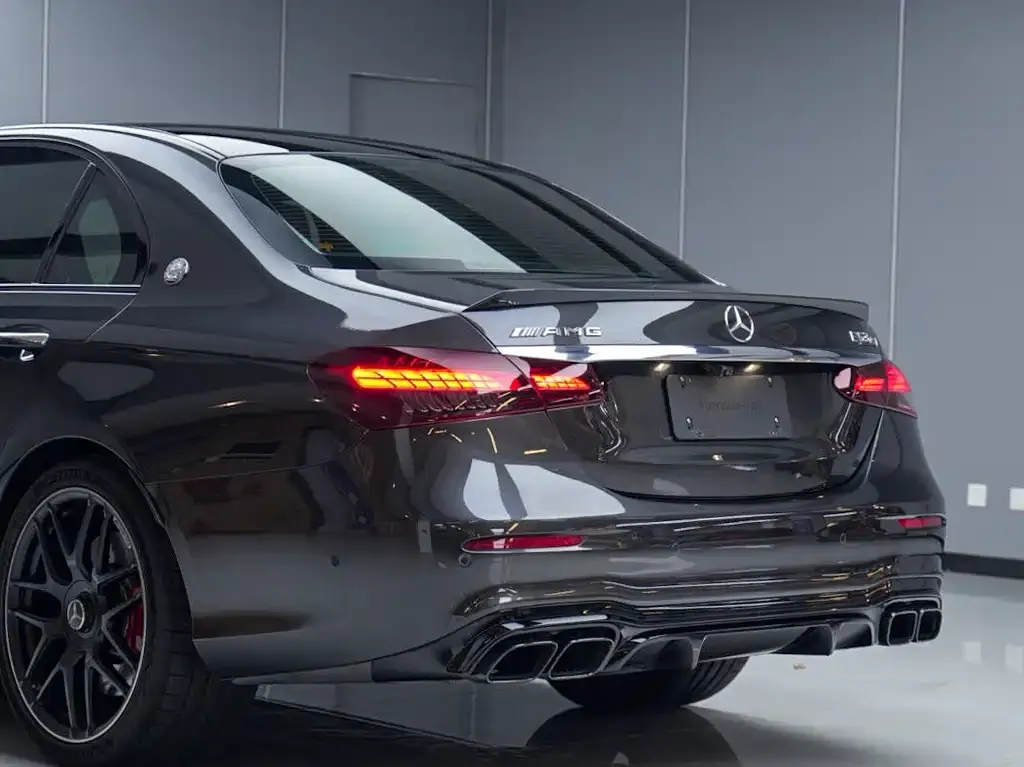 Mercedes-Benz E-Class AMG — фото 4