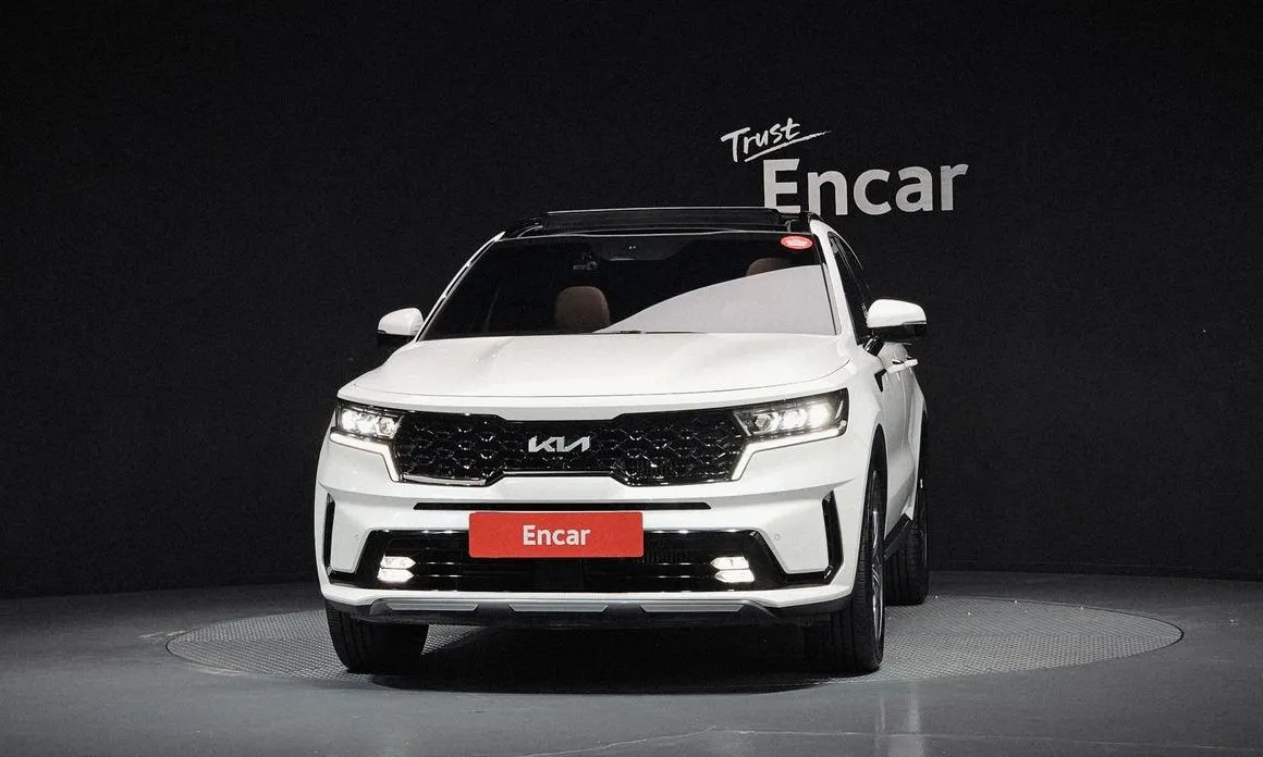 Kia Sorento — фото 10