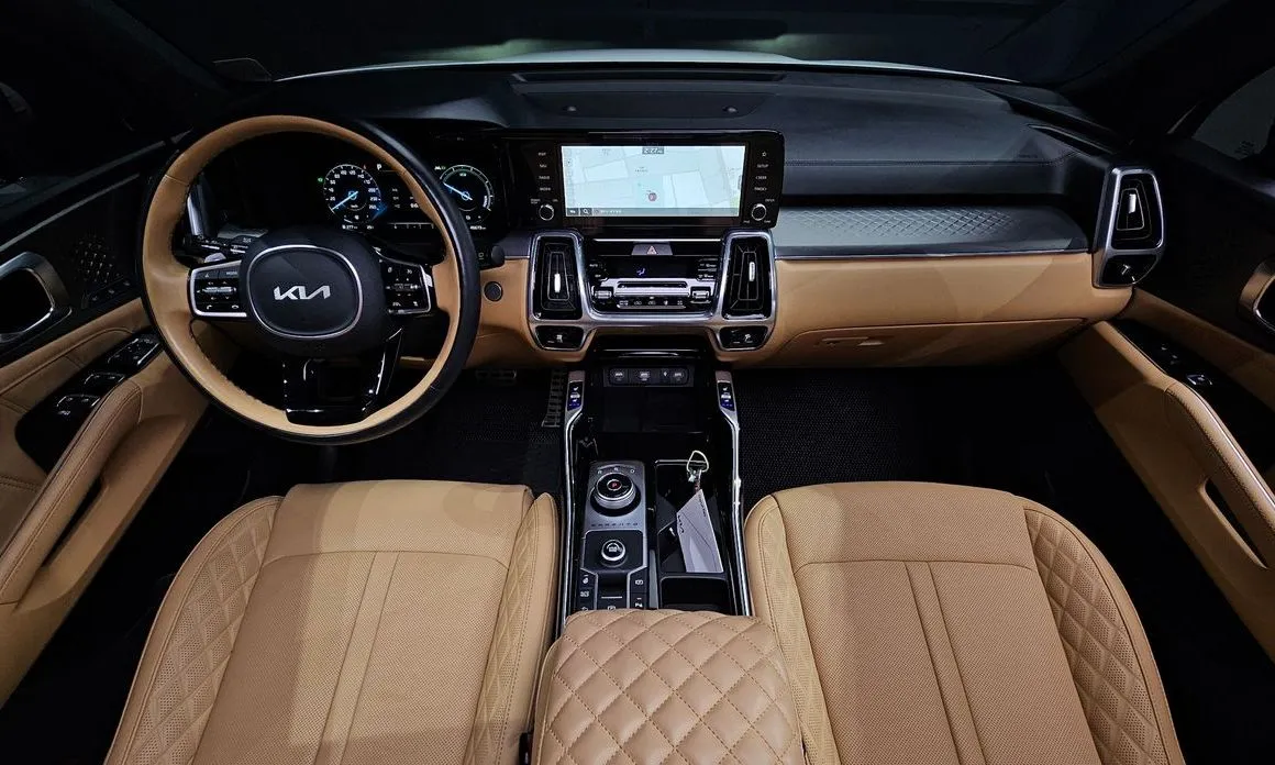 Kia Sorento — фото 8