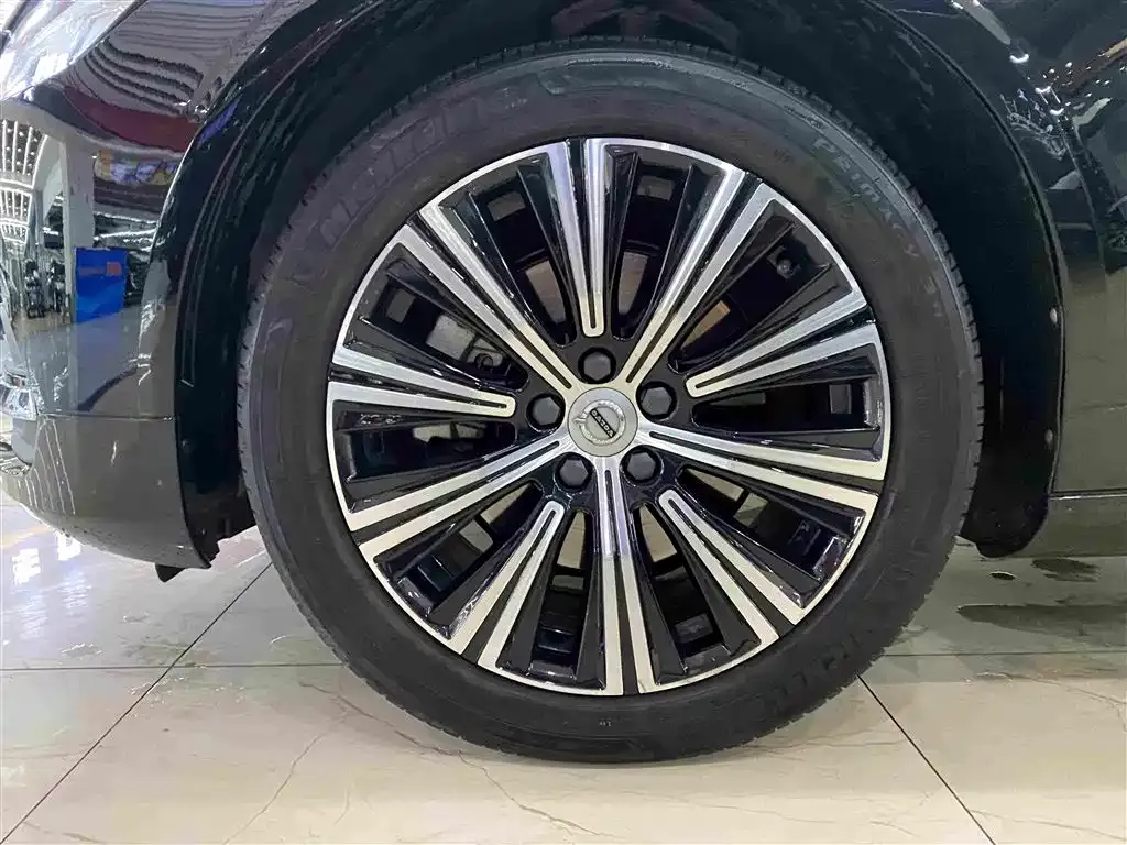 Volvo S90 — фото 9