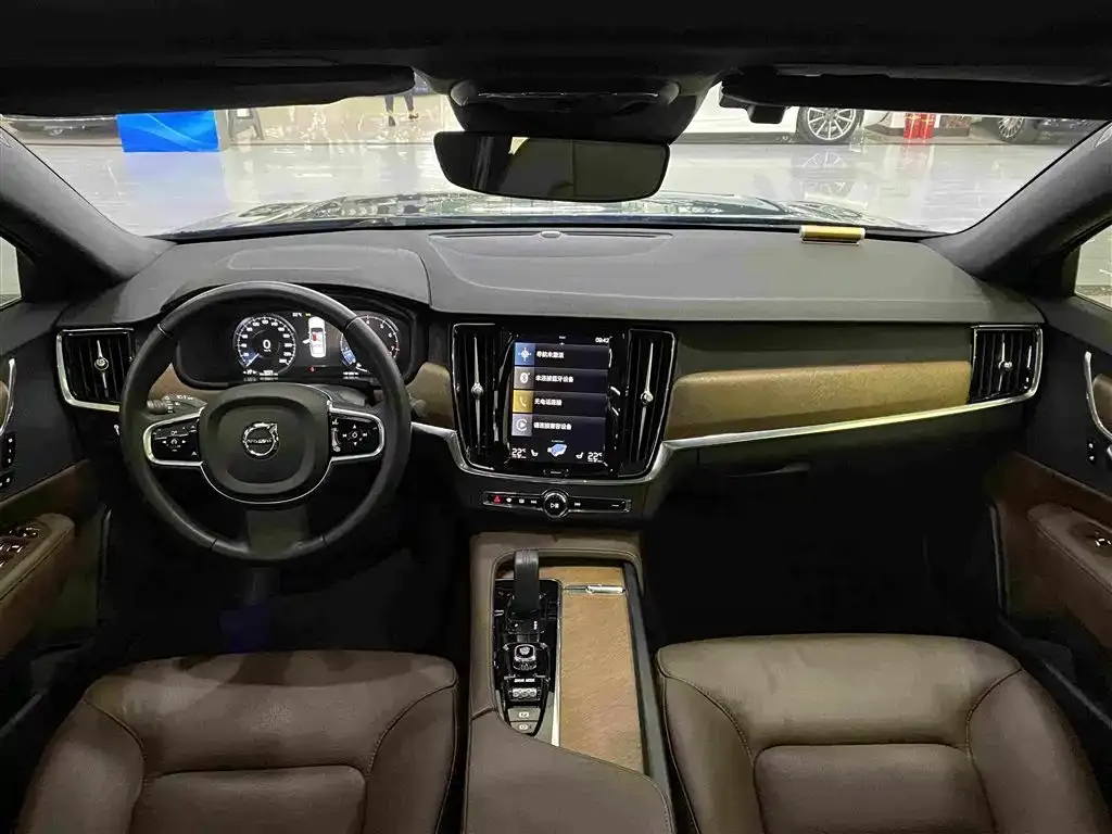 Volvo S90 — фото 6