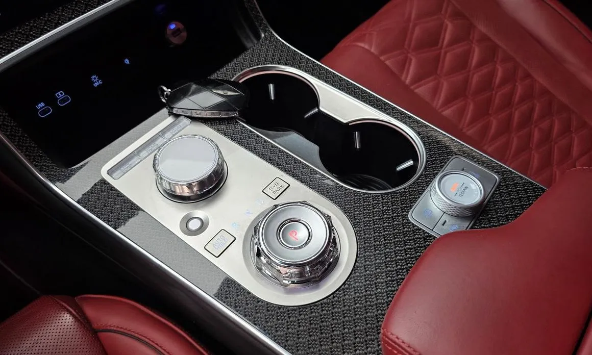 Genesis GV80 — фото 10