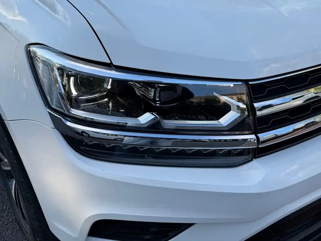 Volkswagen Tharu — фото 10