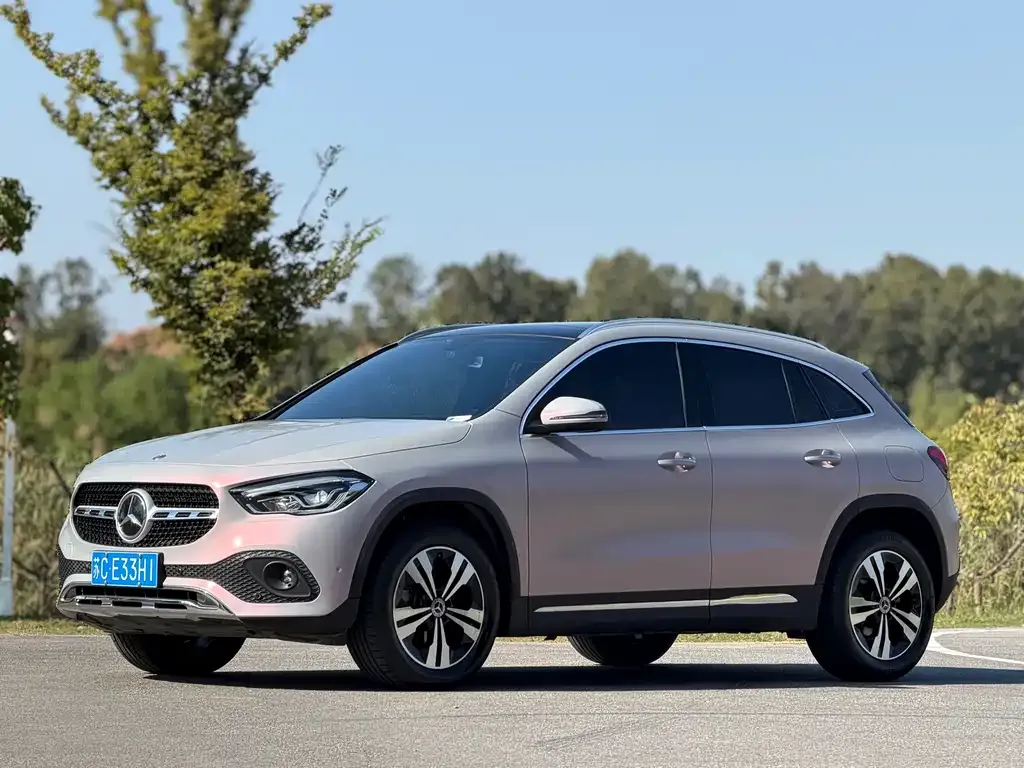 Mercedes-Benz GLA — фото 1