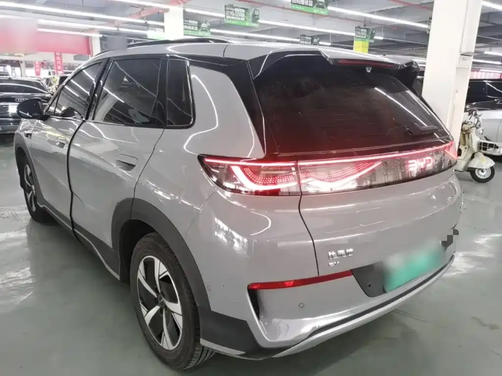 BYD Sealion 05 EV — фото 2