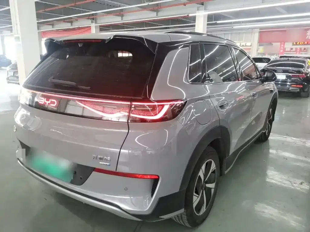 BYD Sealion 05 EV — фото 7