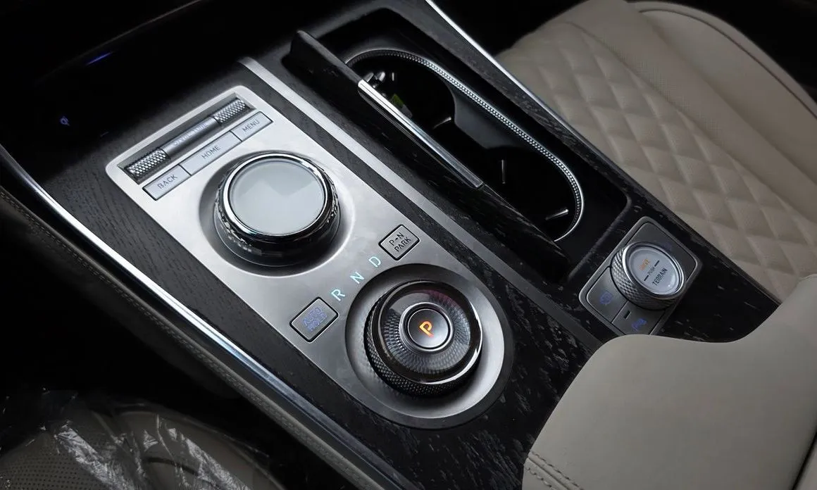 Genesis GV80 — фото 10