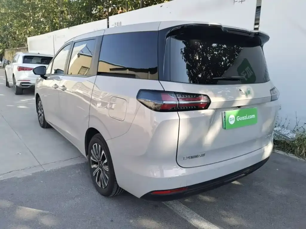 Wuling Xingguang 730 New Energy — фото 7