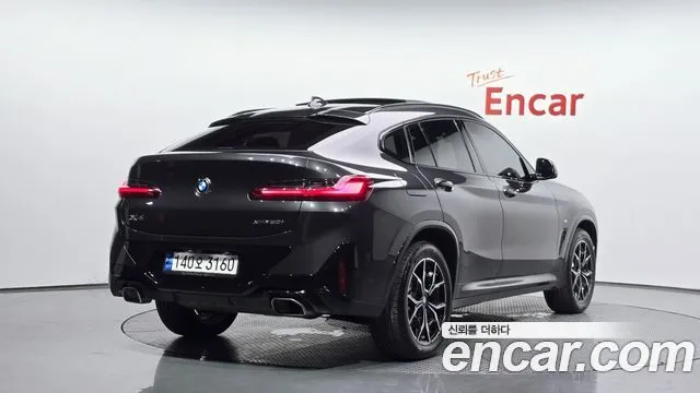 BMW X4 — фото 3
