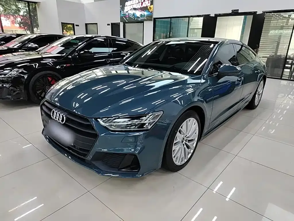 Audi A7 — фото 1