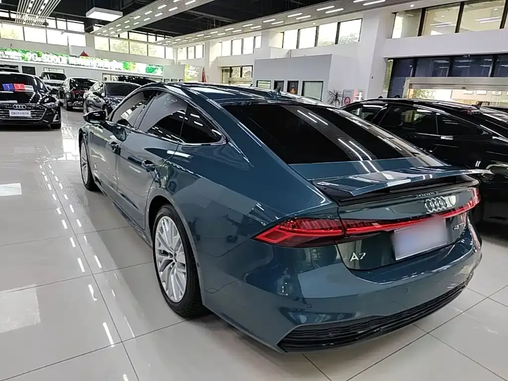 Audi A7 — фото 8