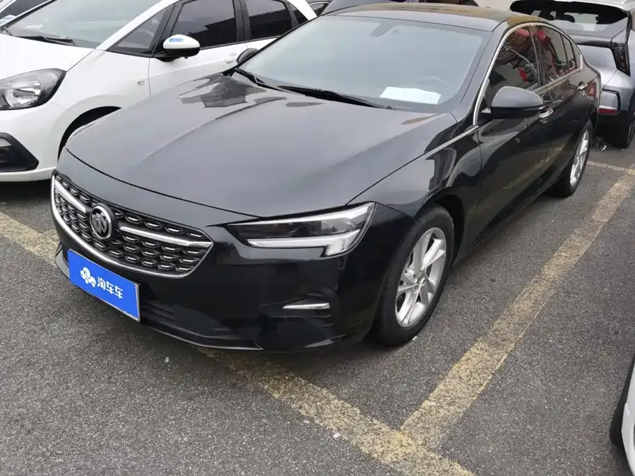 Buick Regal — фото 1