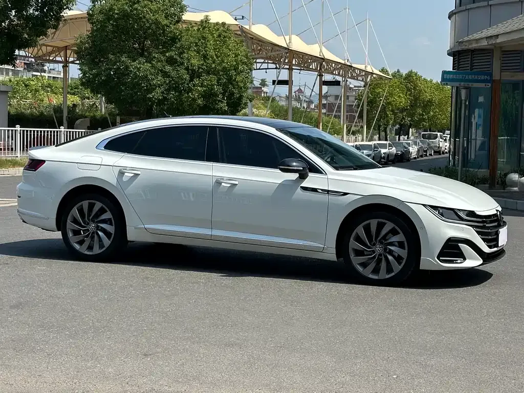 Volkswagen CC — фото 3