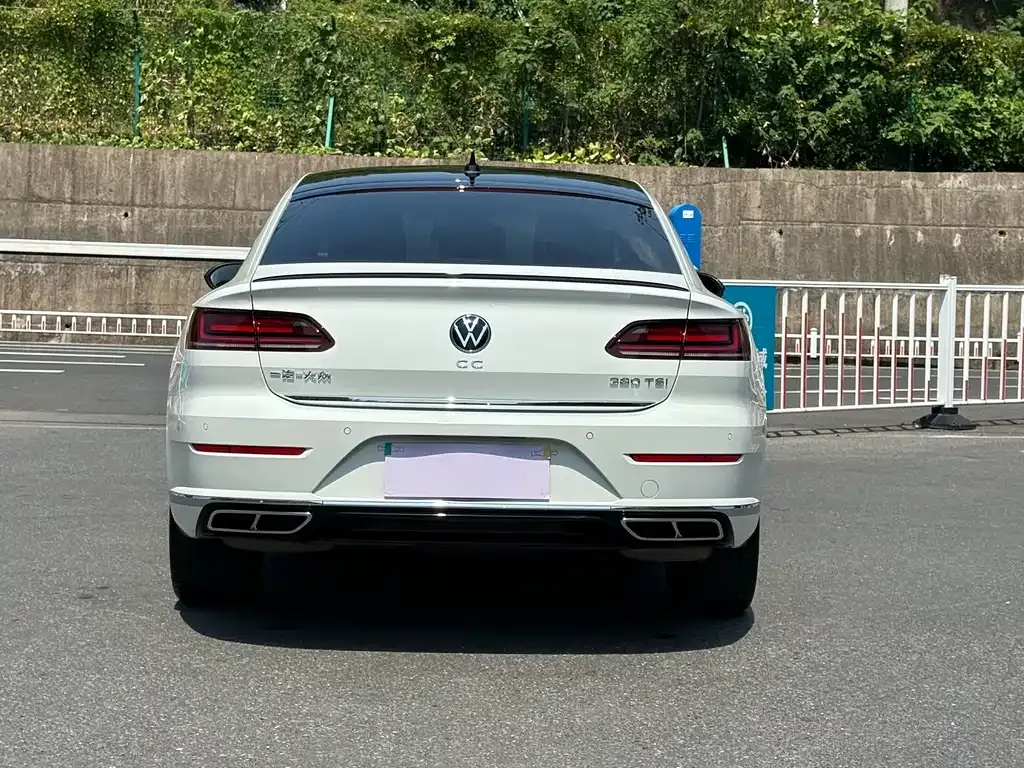 Volkswagen CC — фото 7