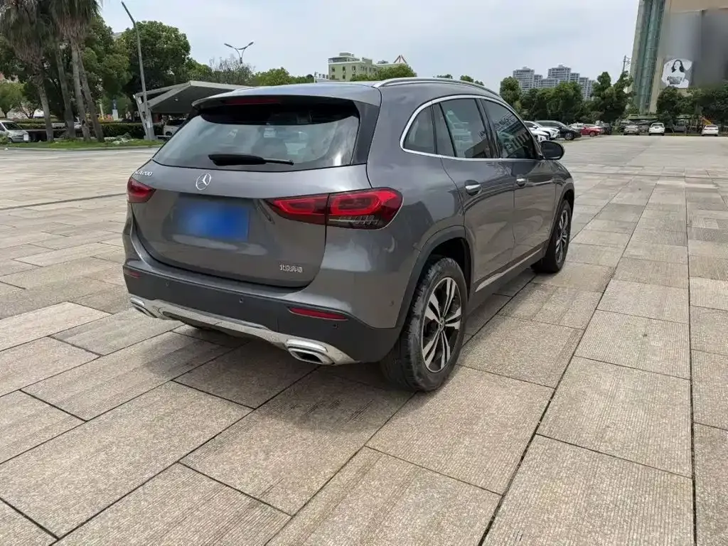 Mercedes-Benz GLA — фото 10