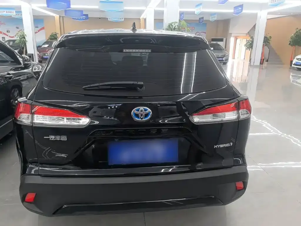 Toyota Corolla Cross — фото 10
