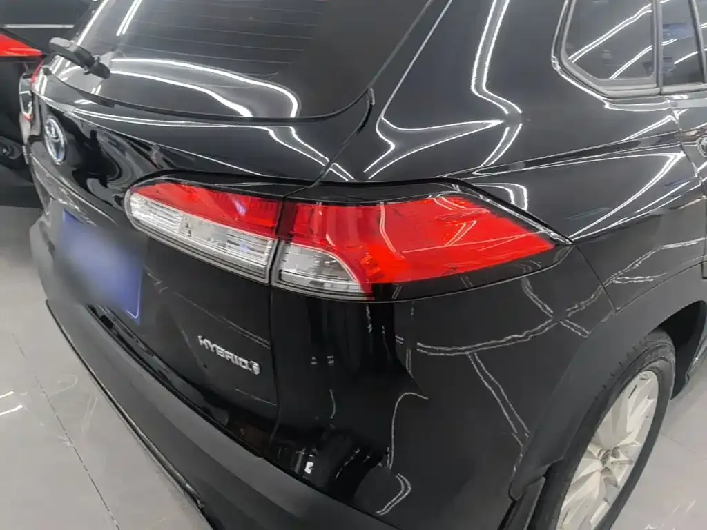 Toyota Corolla Cross — фото 3