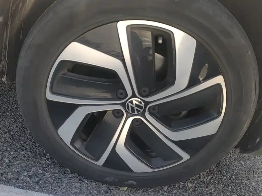 Volkswagen Tharu — фото 6