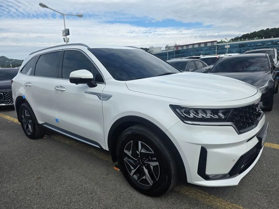 Kia Sorento — фото 4