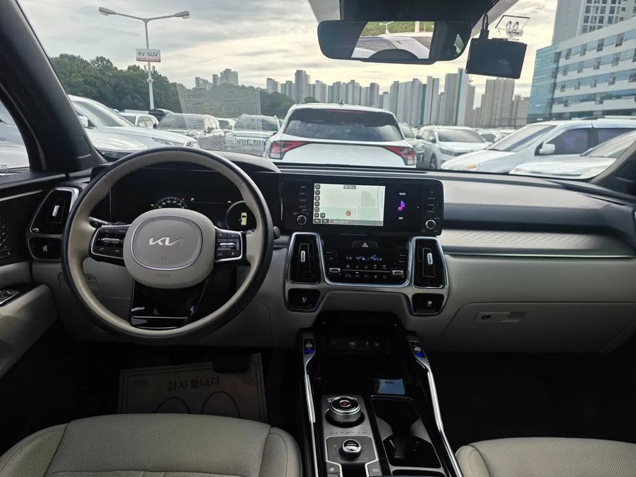Kia Sorento — фото 9