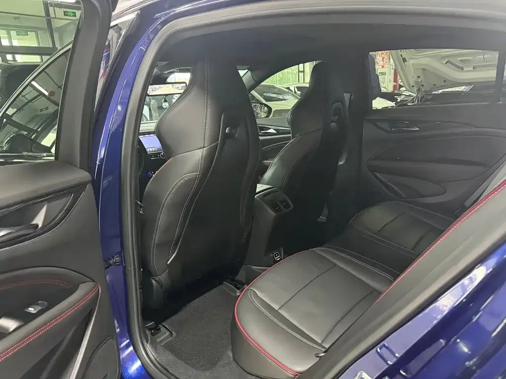 Buick Regal — фото 5