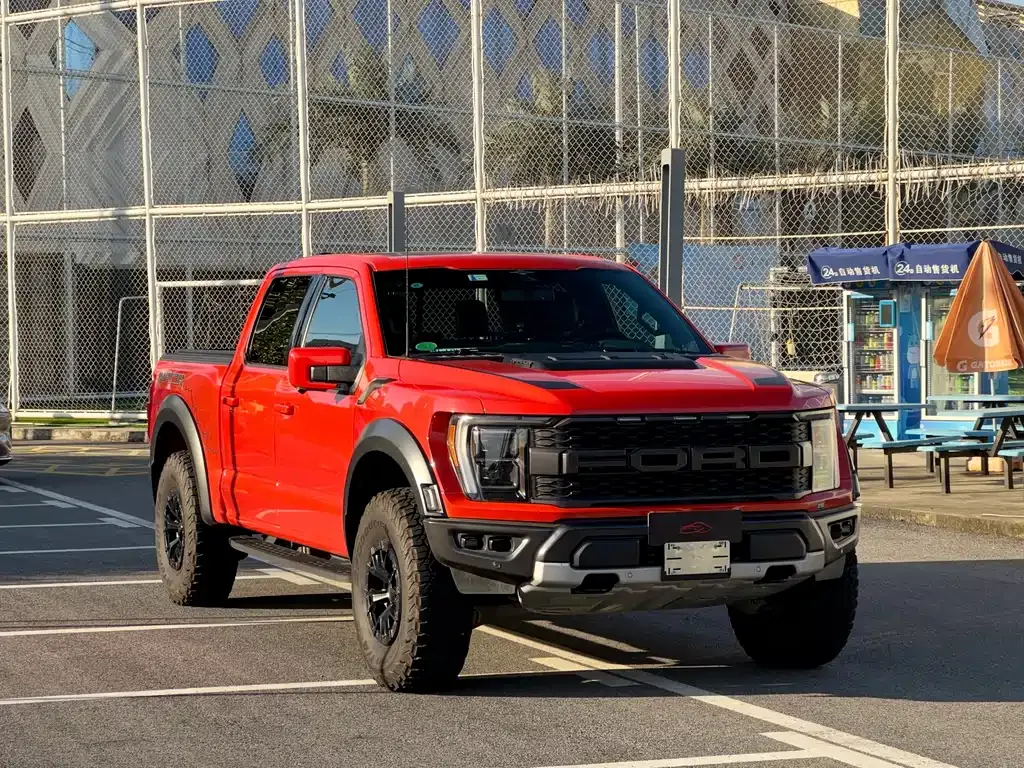 Ford F-150 Raptor — фото 5
