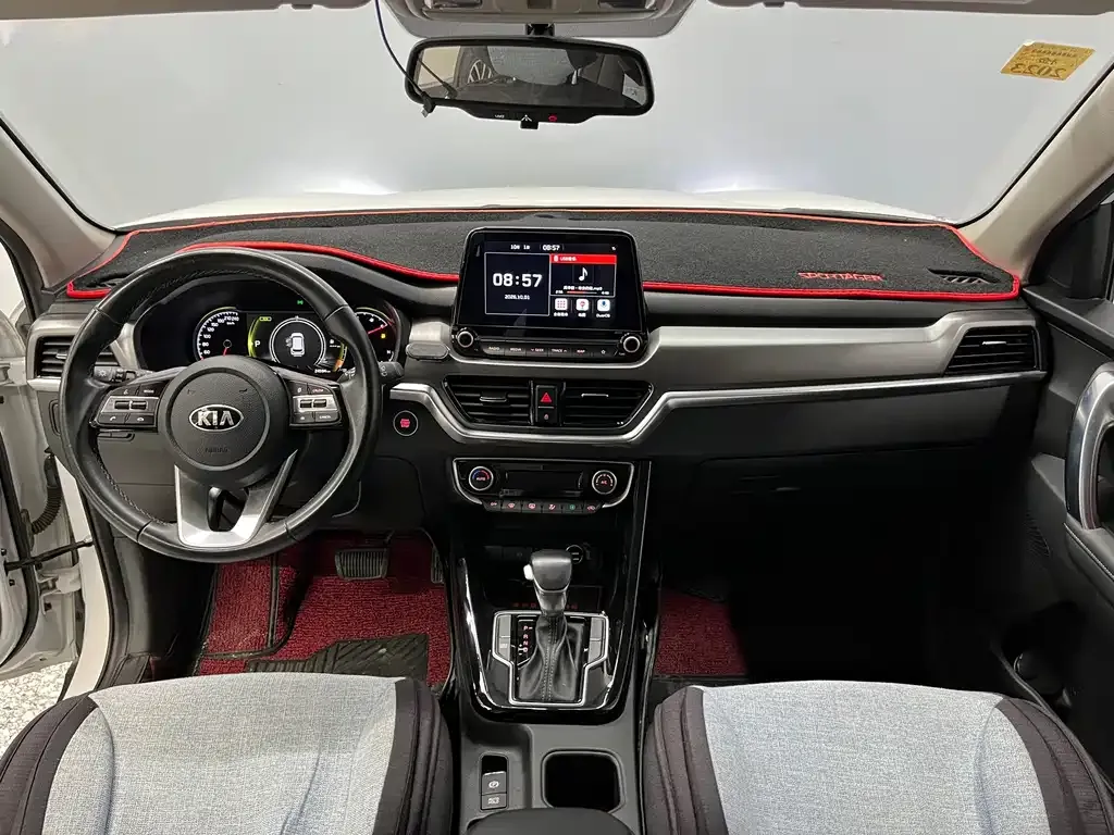 Kia Sportage — фото 6