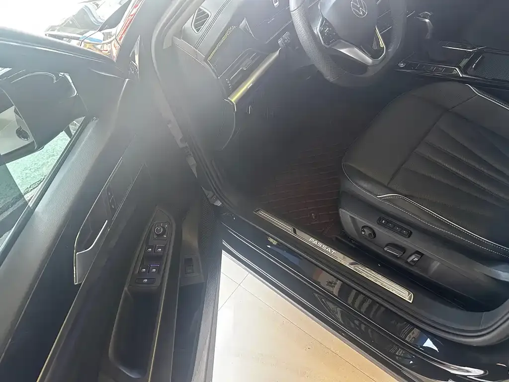 Volkswagen Passat — фото 10