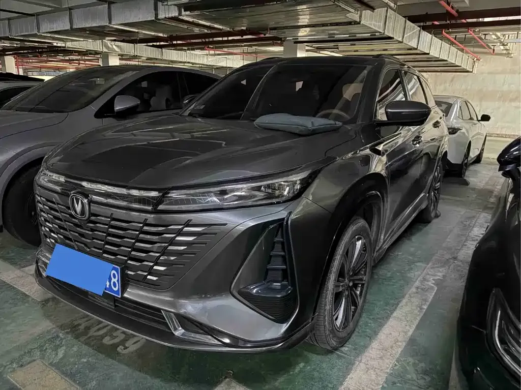 Changan CS75 PLUS — фото 1