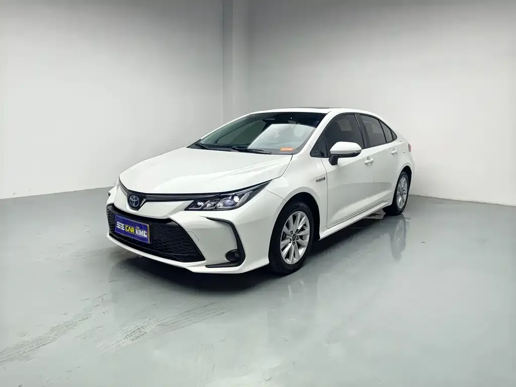 Toyota Corolla — фото 1