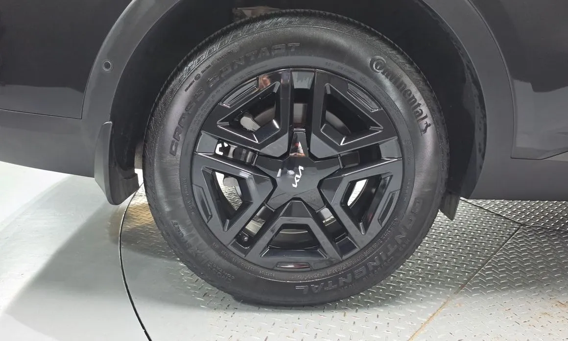 Kia Sorento — фото 3
